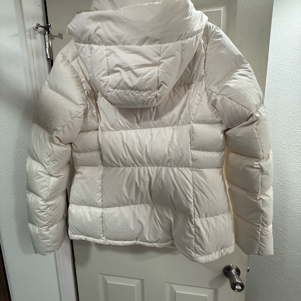The North Face Women's Cream Puffer Jacket